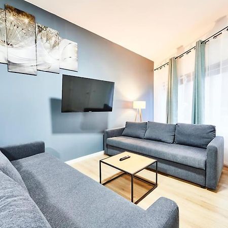 Rb-0D - Appartement Entier F3 Au Rdc De 1 A 6 Pers Mulhouse Kültér fotó